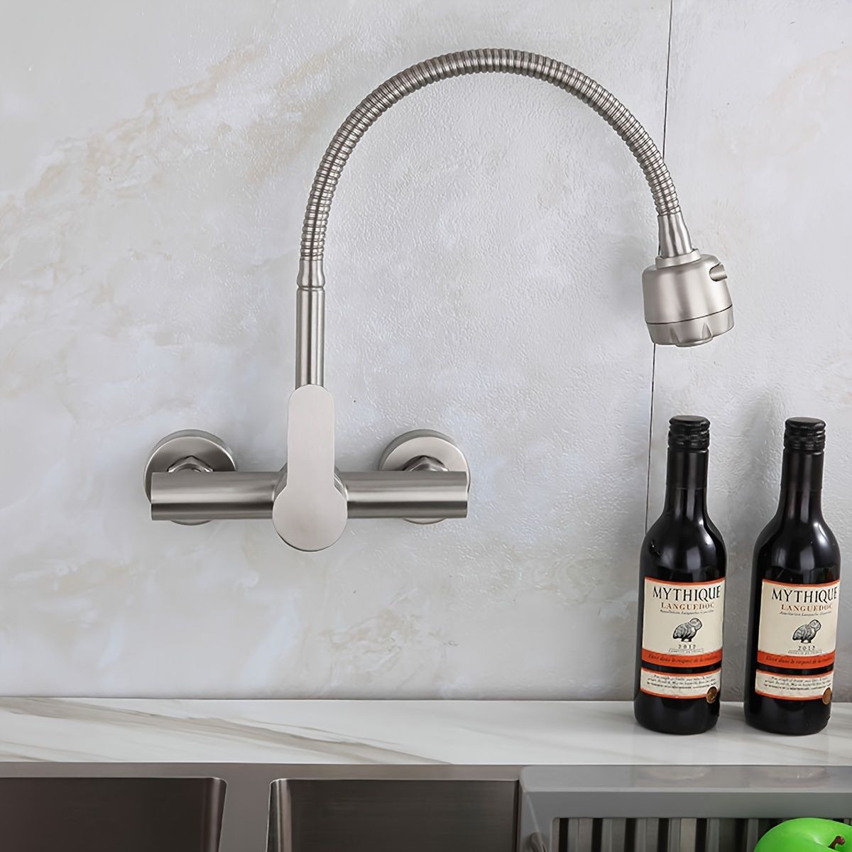 Wall-mounted kitchen faucet, s - đánh giá và giá Commercial Kitchen Faucet