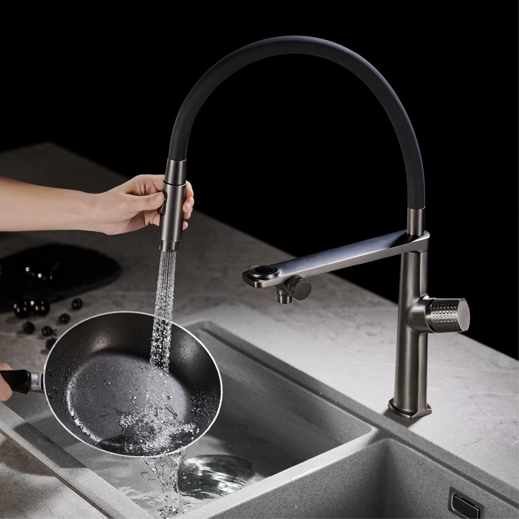 Luxury gun gray brass kitchen  - đánh giá và giá Commercial Kitchen Faucet